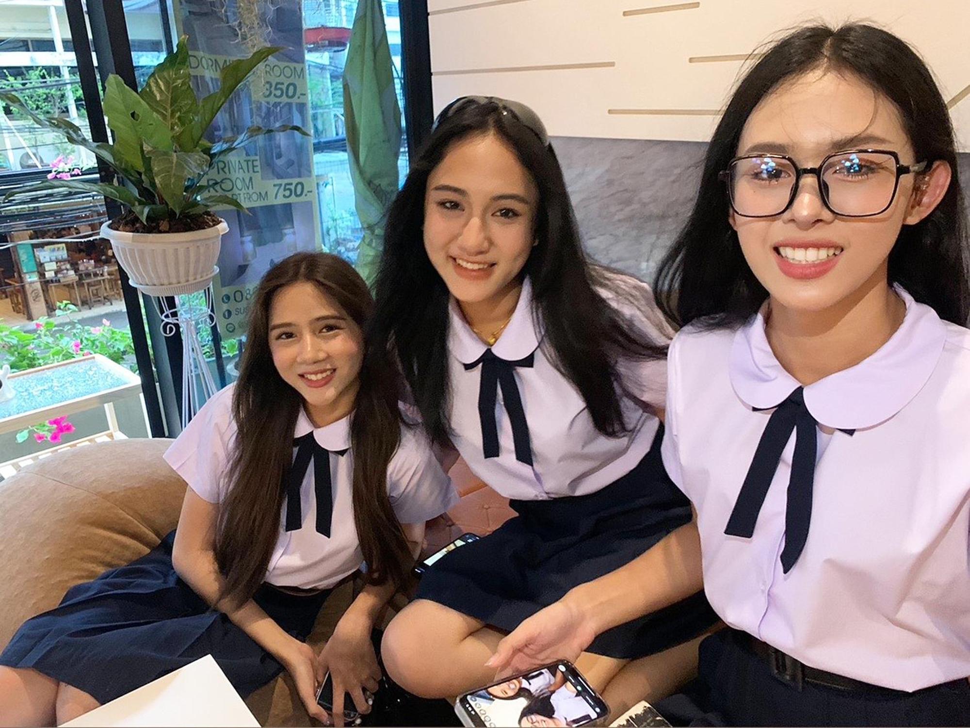 Susu Khaosan Hostel Bangkok Exteriör bild