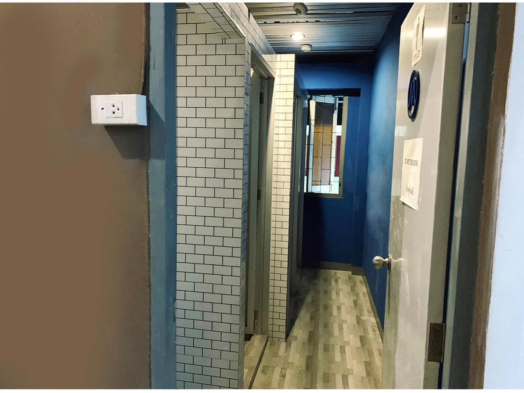 Susu Khaosan Hostel Bangkok Exteriör bild