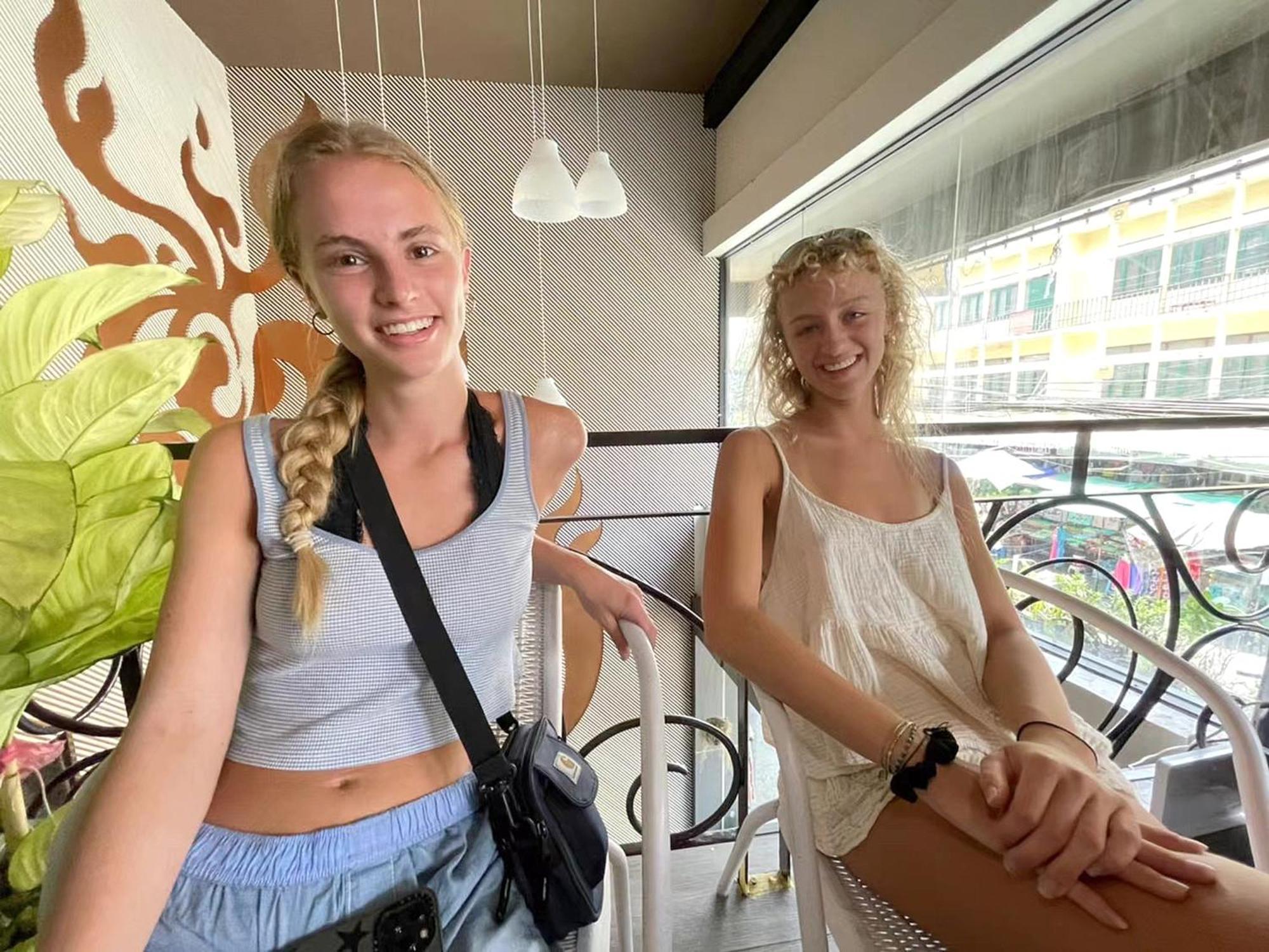 Susu Khaosan Hostel Bangkok Exteriör bild